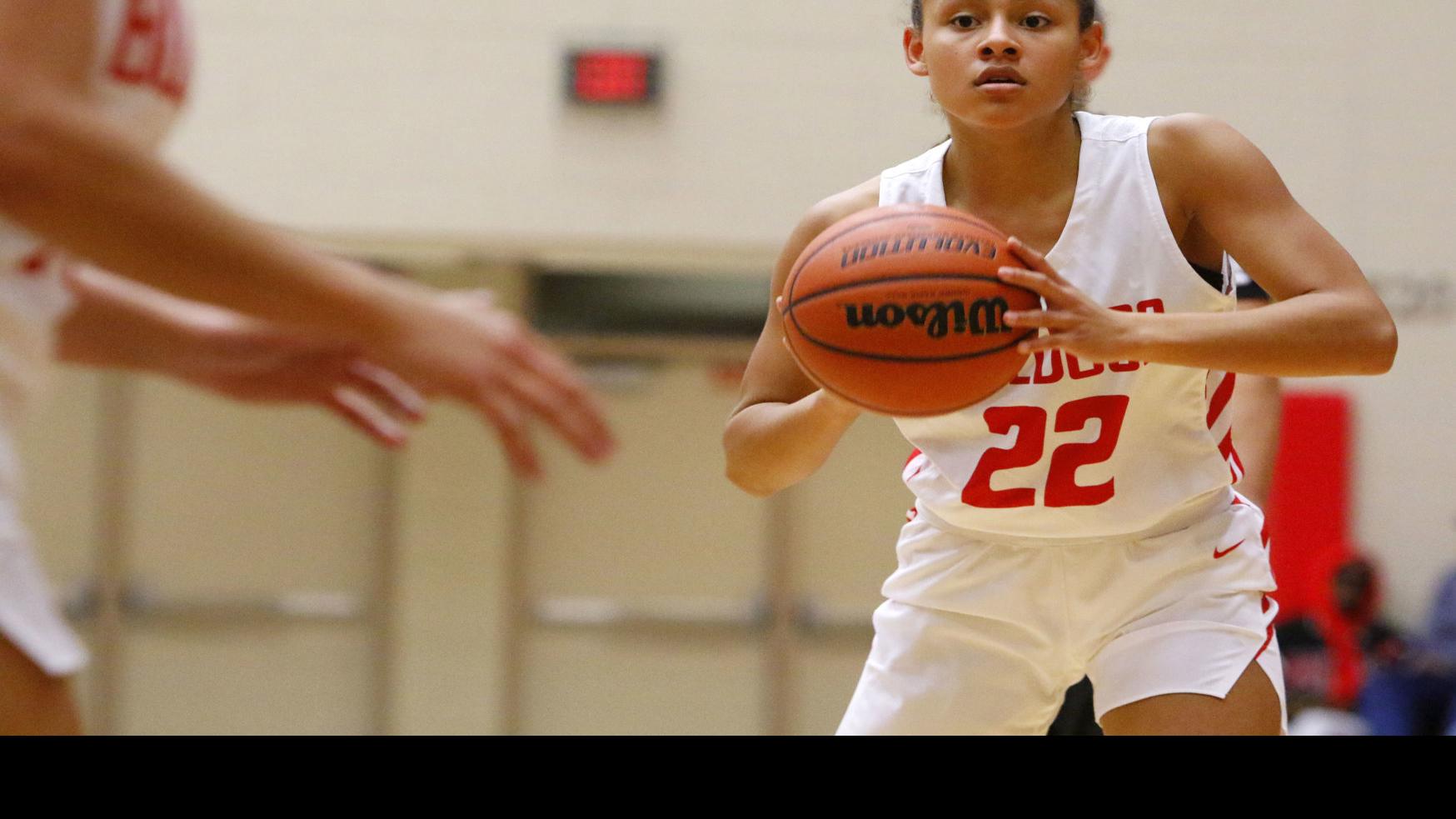 Crown Point S Defensive Leader Alyna Santiago Out For Season