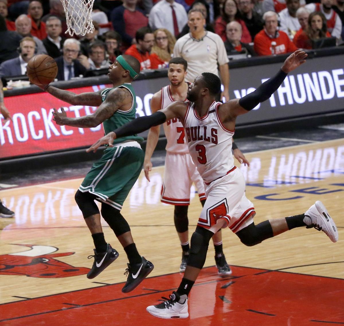 Bulls Lose Rondo And Game As Celtics Hit 17 3 Pointers Chicago