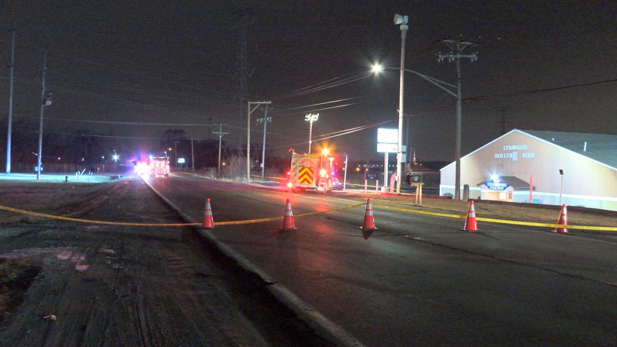 Update Man Gunned Down After Stealing Cellphone Outside Lynwood Skate Rink Crime And Courts Nwitimes Com This opens in a new window. update man gunned down after stealing