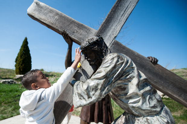 The footsteps of Jesus' - Stations of the Cross held throughout region |  Lake County News | nwitimes.com