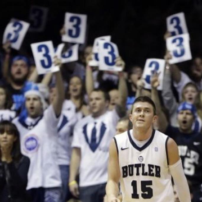 College Basketball Roundup Clarke Leads No 9 Butler Past Temple