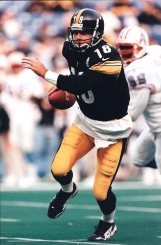 Ex-Steelers QB Mike Tomczak still identifies with former team