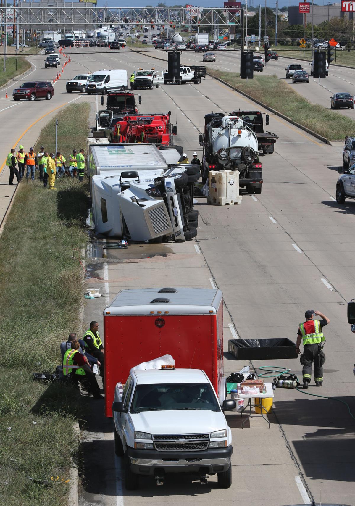 Truck overturns on U.S. 30