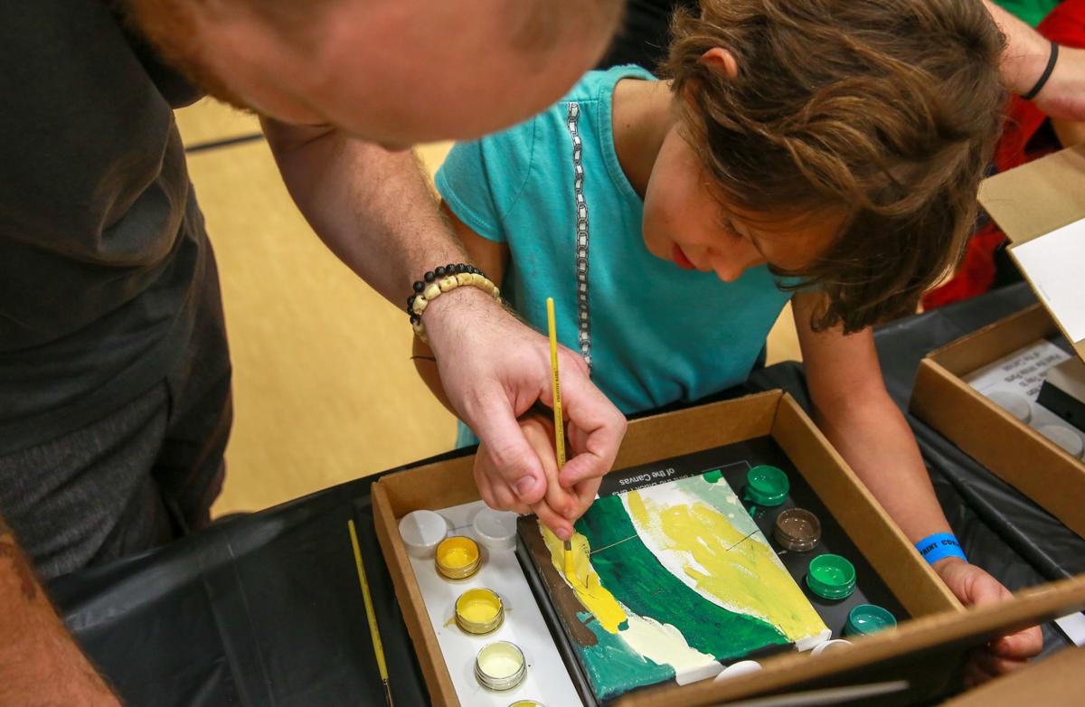 valparaiso s memorial elementary school students unite with back to