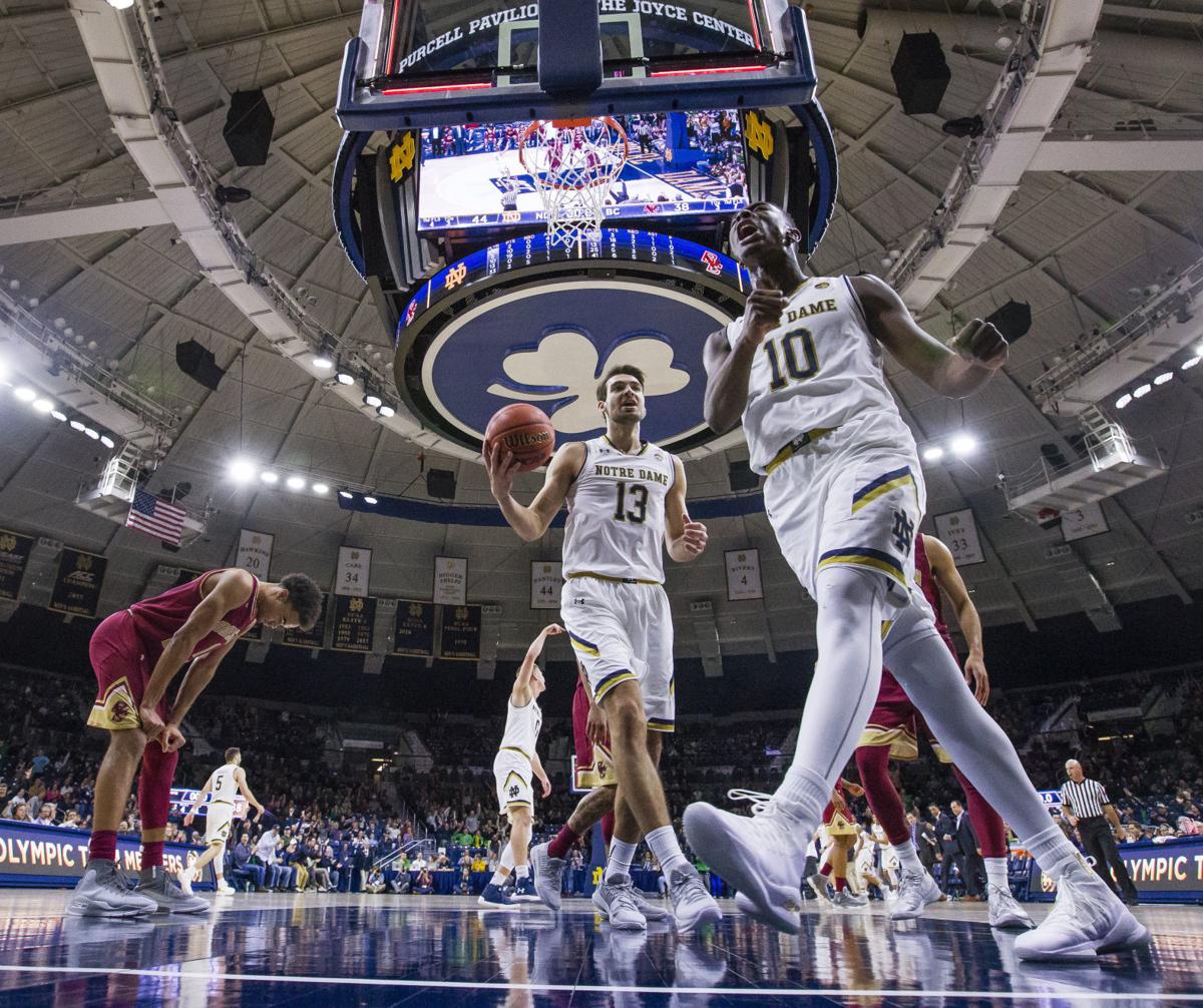 Update Gibbs Hits 5 3s Scores 28 Notre Dame Beats Boston