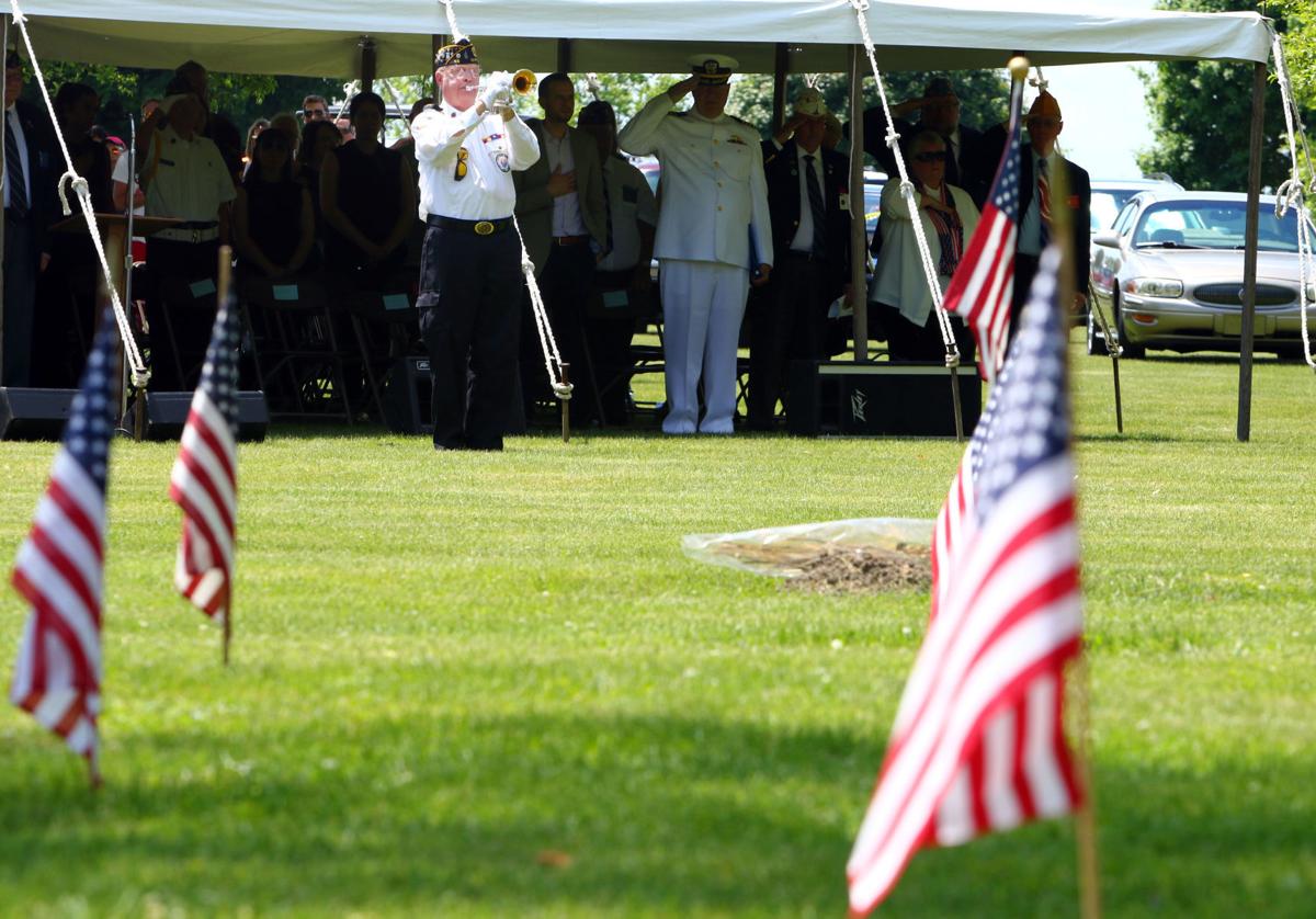 America's fallen soldiers are remembered Sunday at Calumet Park Crime and Courts
