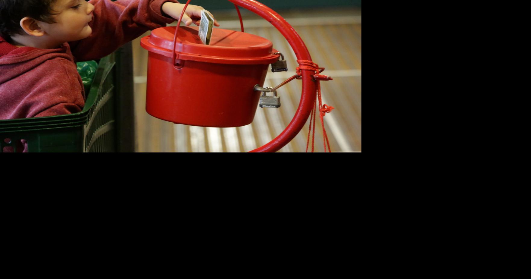 Lack of bell ringers hurts Red Kettle drive