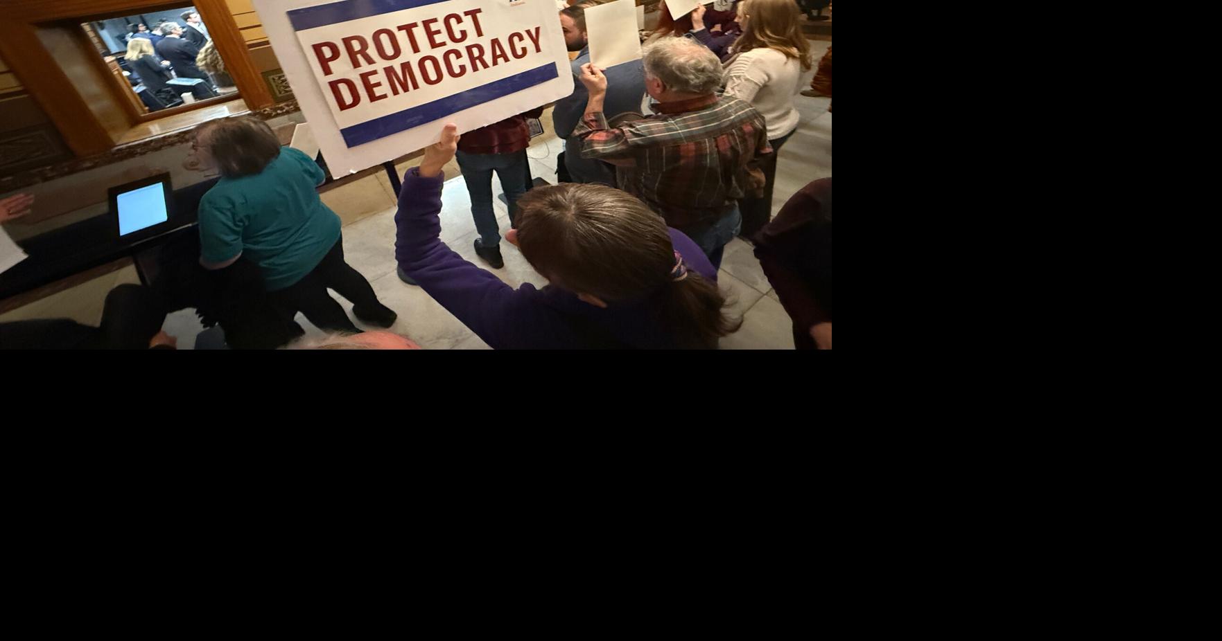 Indiana Republicans defy Trump and reject his House redistricting pus...