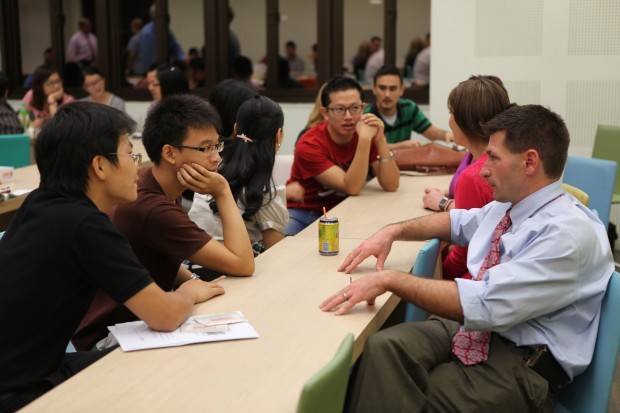 IU Northwest weekend MBA students benefit from international experience