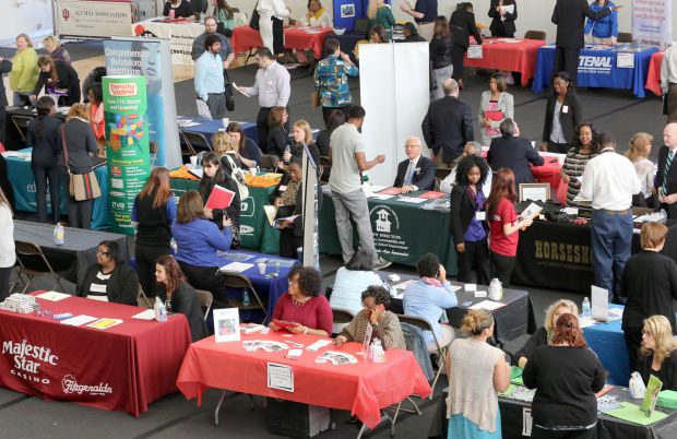 IU Northwest welcomes job seekers to career fair