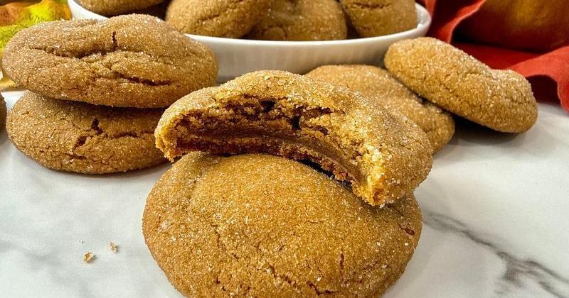 Gingerbread cookie recipe is simple, cozy and perfect. How to make it