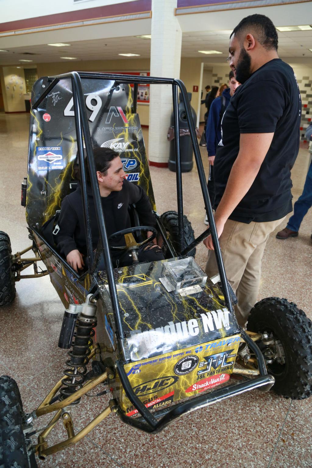 Munster High School Puts Jobs On Display In Student Career Day Education Nwitimes Com