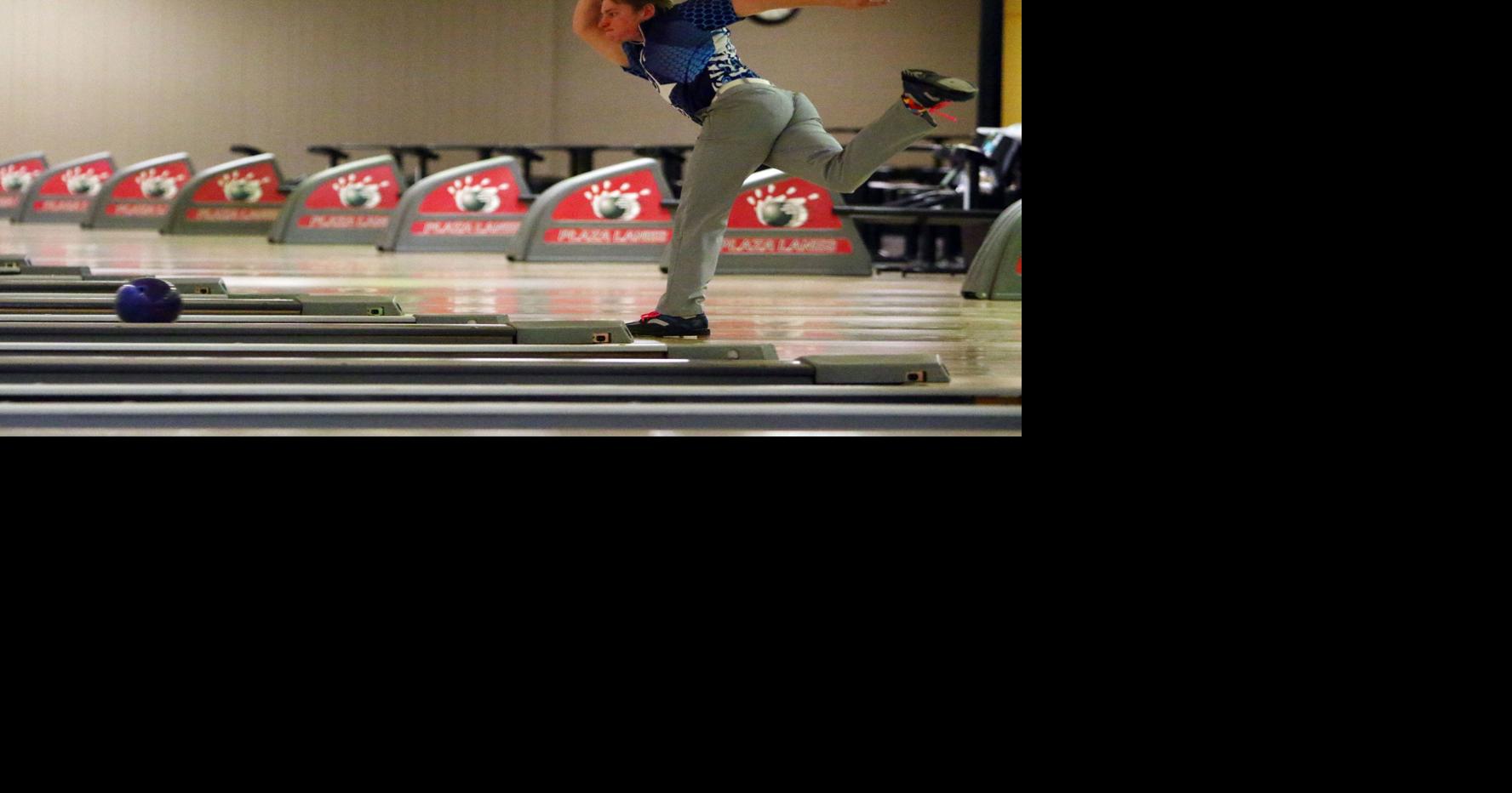 Gallery NAIA Bowling Championship in Highland