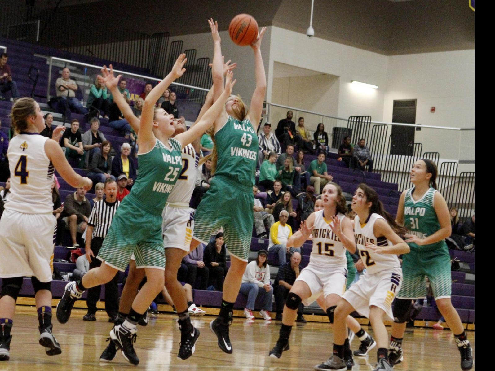Valpo Girls Basketball Rallies For Season Opening Win Over Hobart