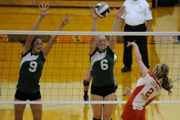 Valparaiso, Chesterton advance at LaPorte volleyball sectional