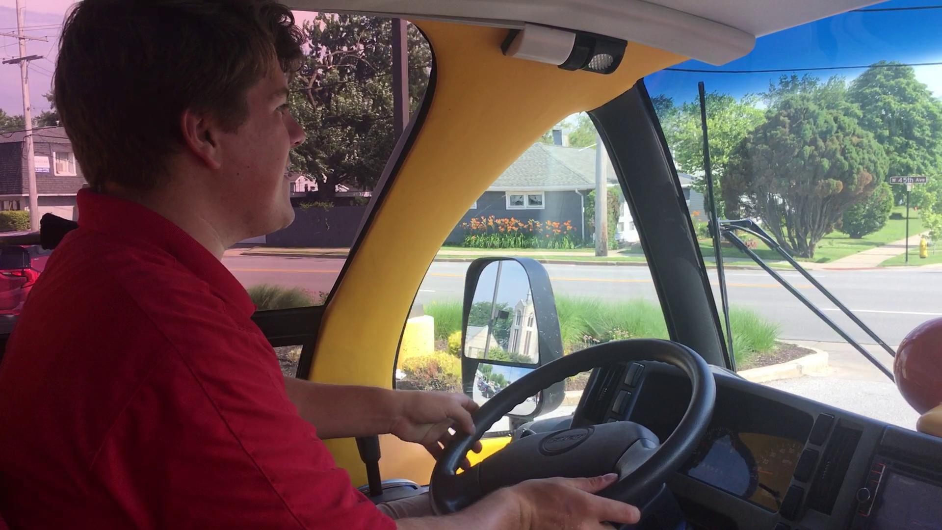 Hotdoggers On A Roll A Look Inside The Oscar Mayer Wienermobile Latest Headlines Nwitimes Com