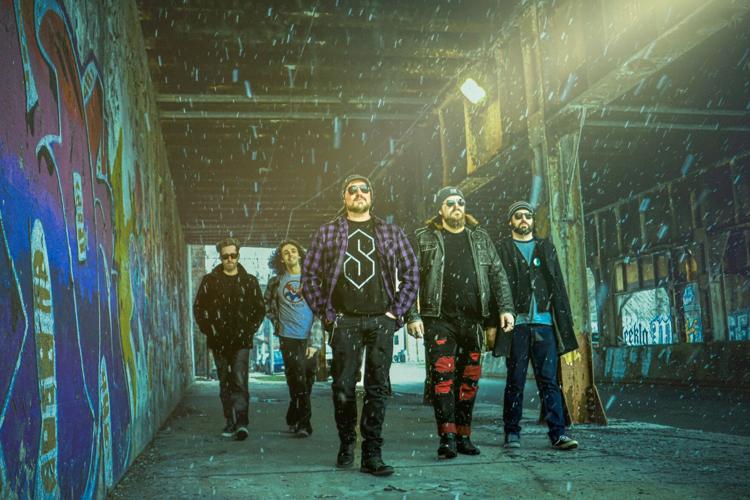 ‘70s, ‘80s, ‘90s tunes provide musical score for the fest