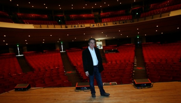 Curtain still going up after 30 years