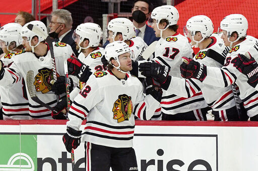 Subban makes 29 saves as Blackhawks beat Red Wings 4-0
