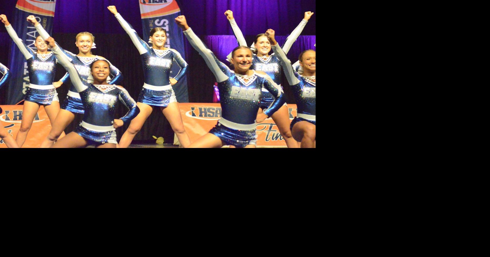 photos-2023-ihsa-cheerleading-championships