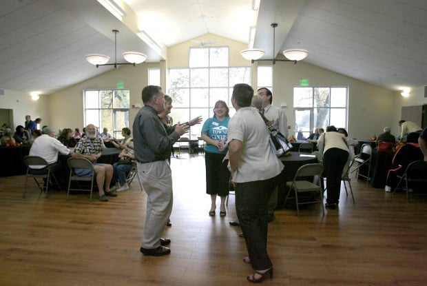 Hobart opens community center | Hobart News | nwitimes.com