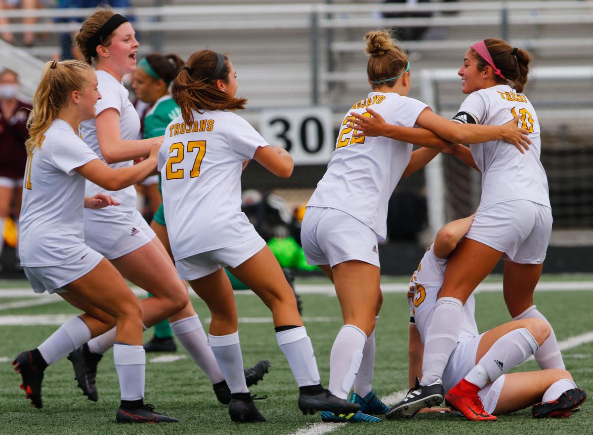 Chesterton Ends Valparaiso S Undefeated Season Wins 12th Sectional Title Sports Nwitimes Com