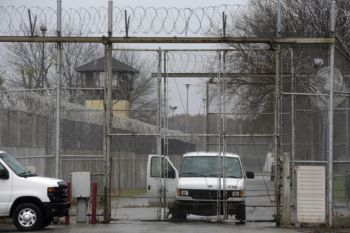 Illinois Prison-Women Inmates