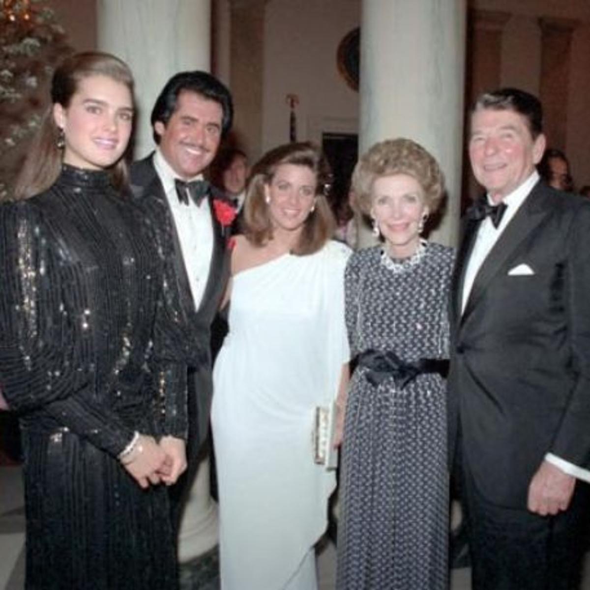 Offbeat Brooke Shields Shares Odd Wayne Newton Story On Today Show Offbeat With Phil Potempa Nwitimes Com Offbeat Brooke Shields Shares Odd Wayne Newton Story On Today Show Offbeat With Phil Potempa Nwitimes Com
