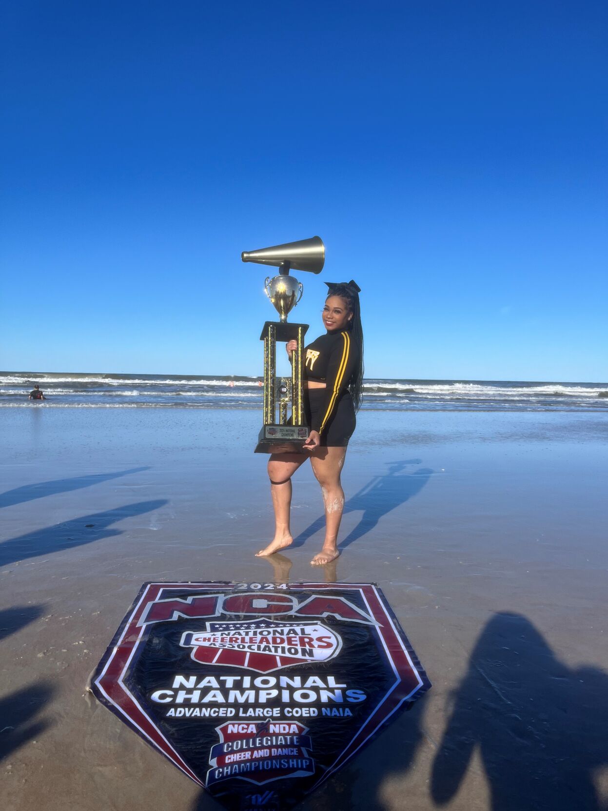 Lincoln-Way West grad grabs national title with Xavier U Louisiana cheerleading squad