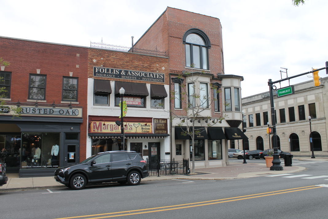 Walking tour shows history of downtown Valpo Latest Headlines
