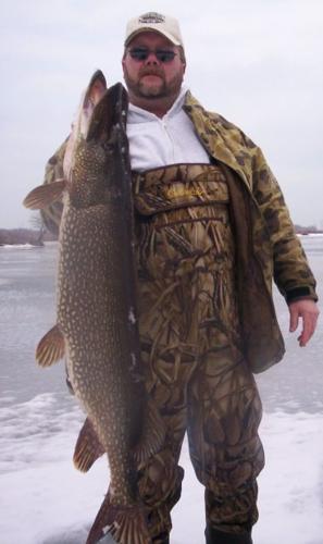 Mother Nature has ice region fishermen stepping lightly