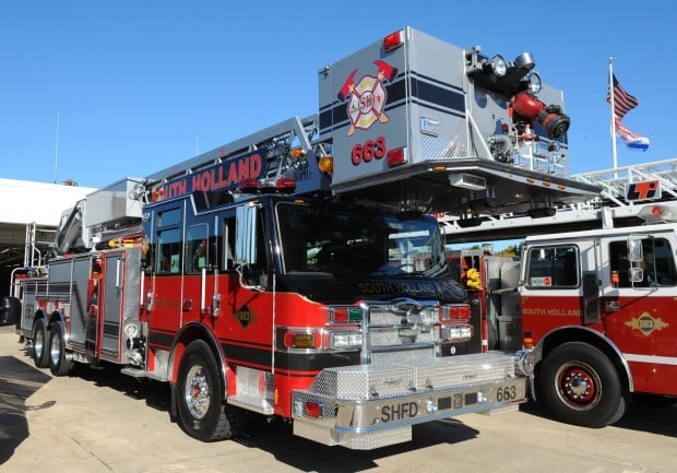 South Holland acquires new ladder truck | South Suburban News ...