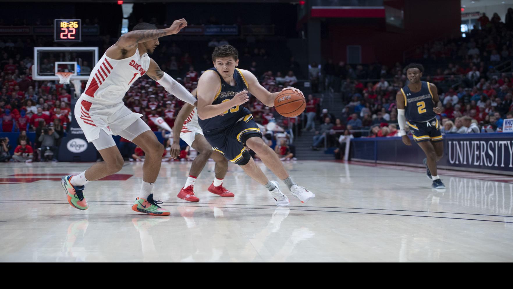 Region Collegians Valpo S Tenhove Does It All For Cedarville