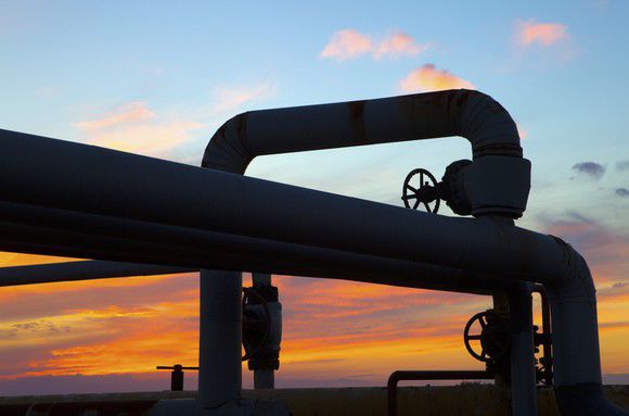 Bollard Group LLC Raises Stake in Kinder Morgan, Inc. (KMI)