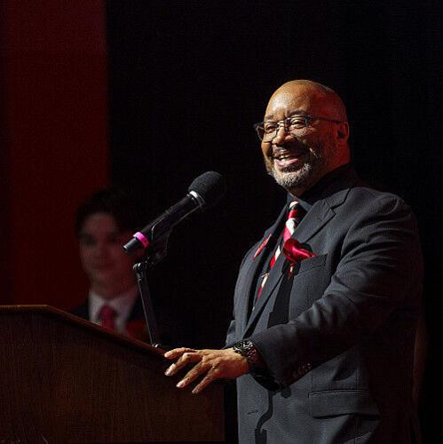 IU Northwest annual gala celebrates student success, raises scholarship funds
