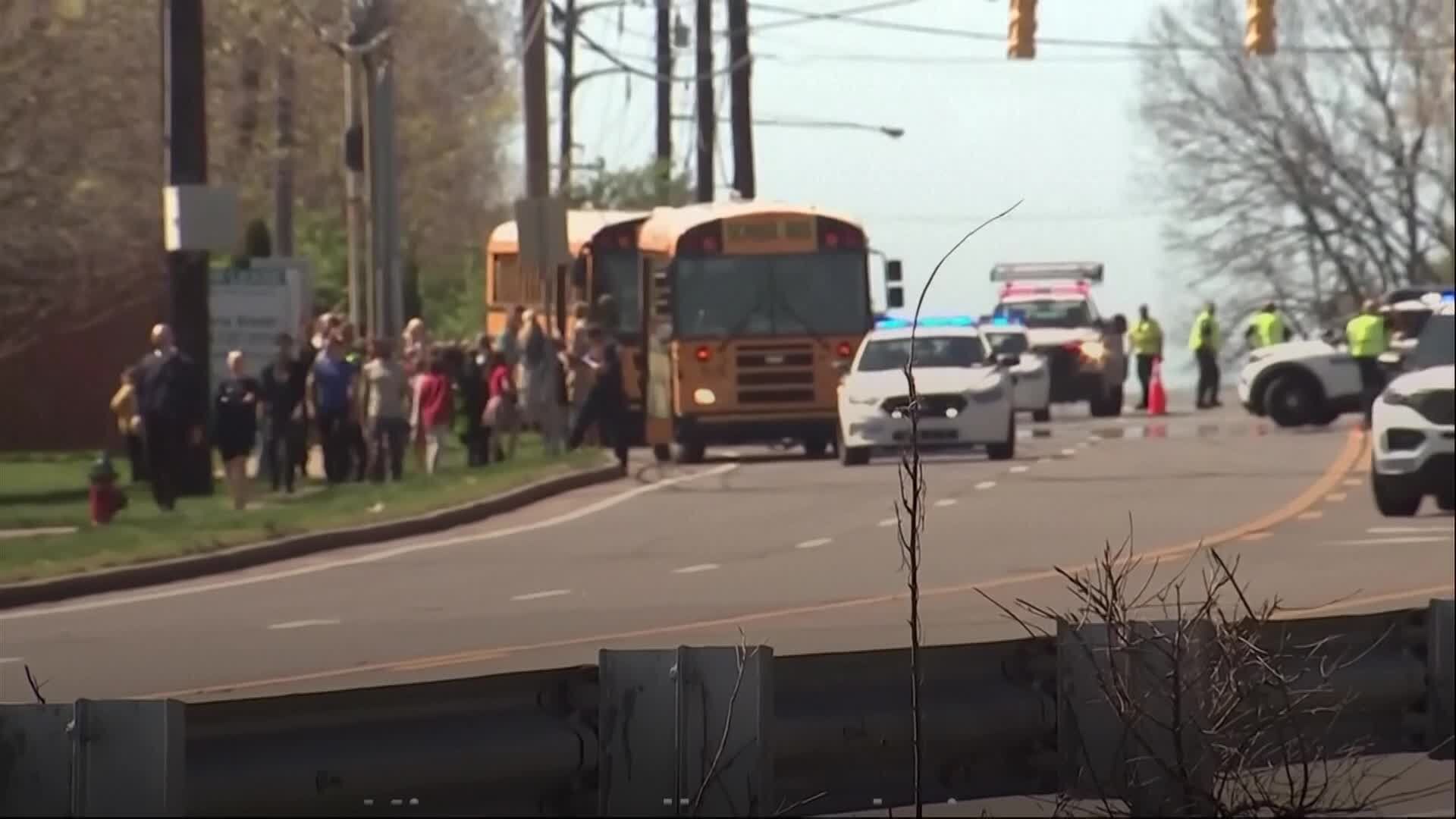 Gunwoman kills three children and three adults at Nashville school