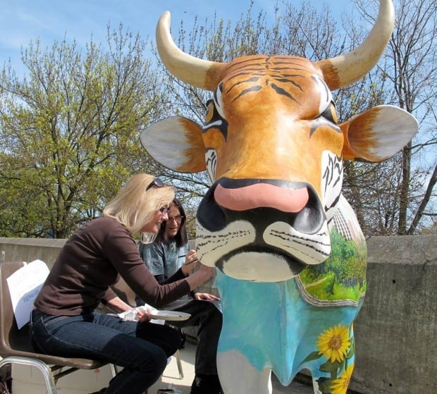 Lincoln Park Zoo pays tribute to Chicago's landmarks with animal
