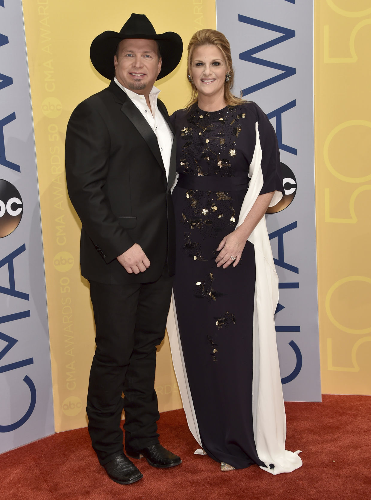 cma award red carpet