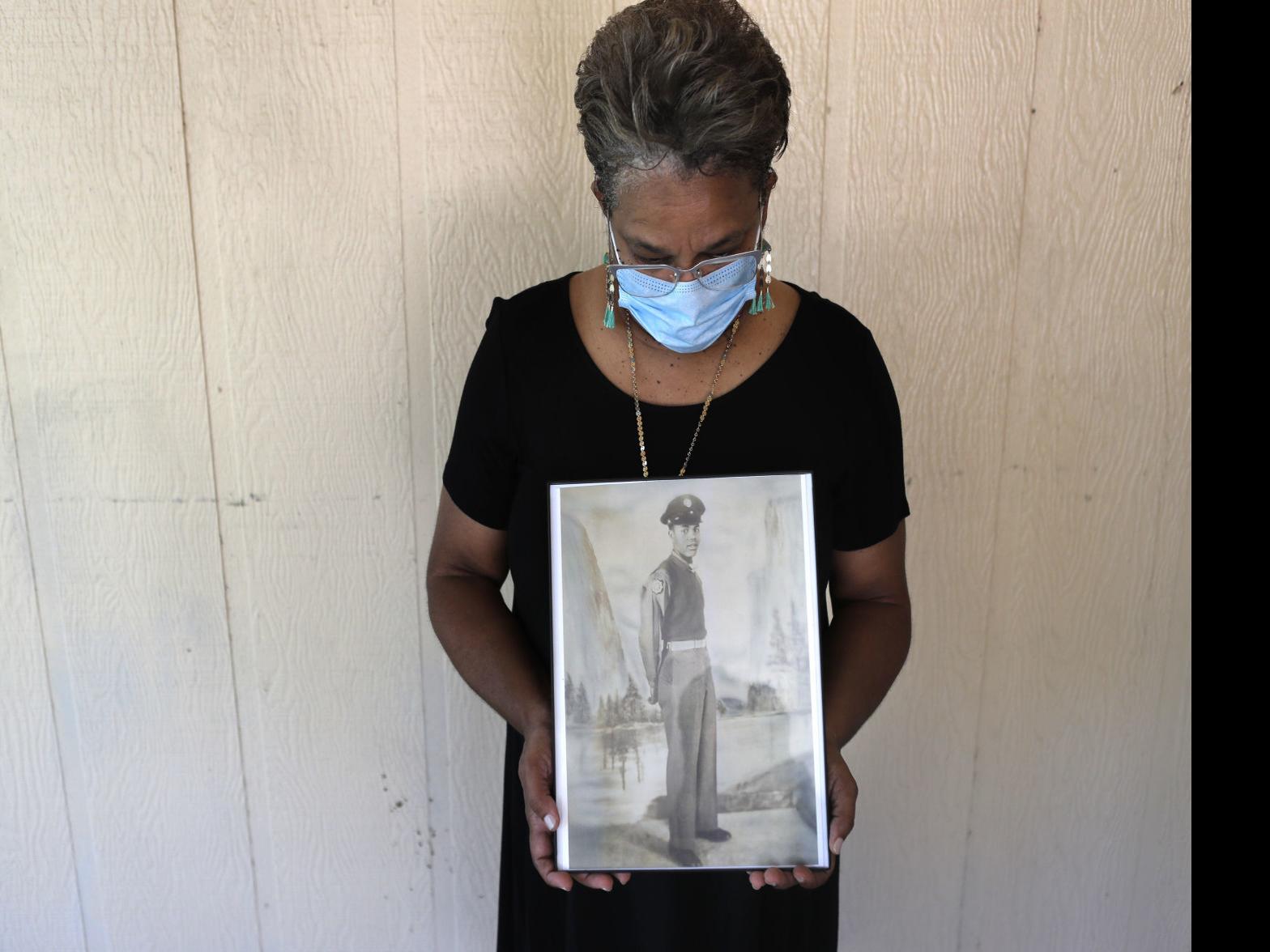 Black Americans Most Likely To Know A Covid 19 Victim Poll Says