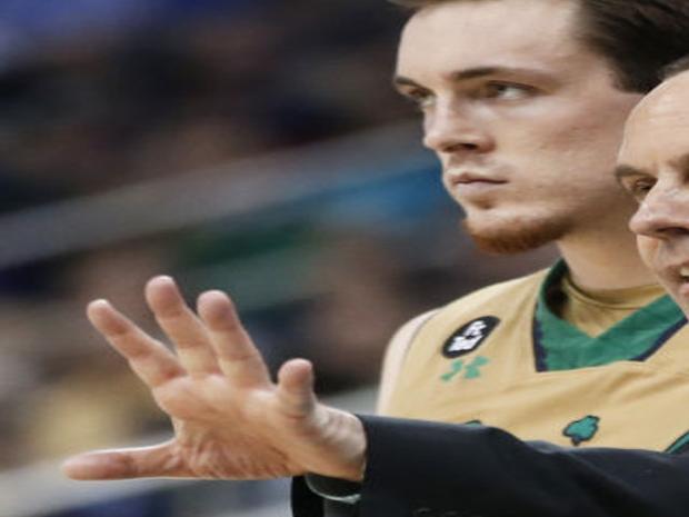 Notre Dame S Ot Win Comes Hours After Coach S Mother Dies Ncaa