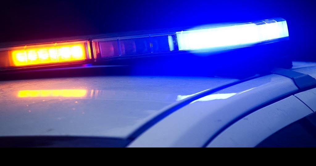 Truck driver charged with fleeing scene of injury crash