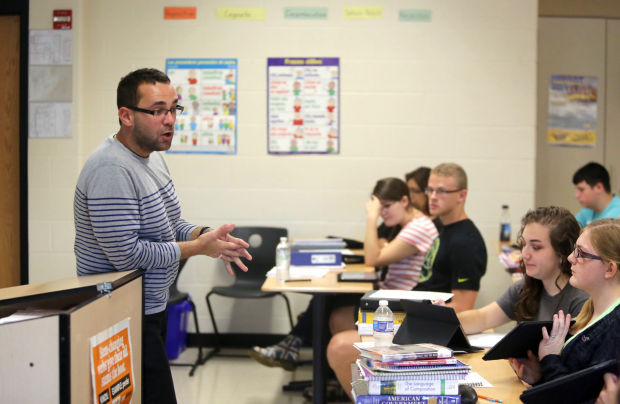 Hobart High Spanish teacher brings language to life