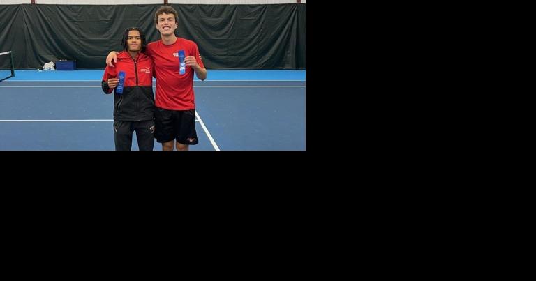 Munsters Jose Foster and Ethan Walker advance to state doubles semifinals