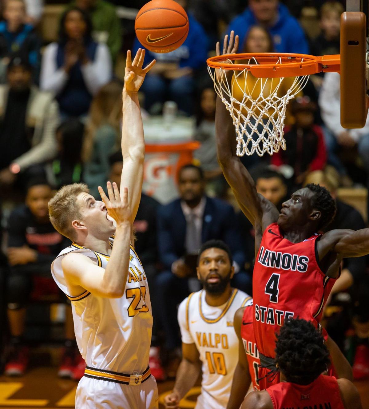 Krikke Valpo Pull Away Late Against Illinois State Valparaiso