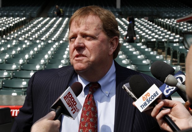 Cubs GM Hendry says Piniella's job is safe