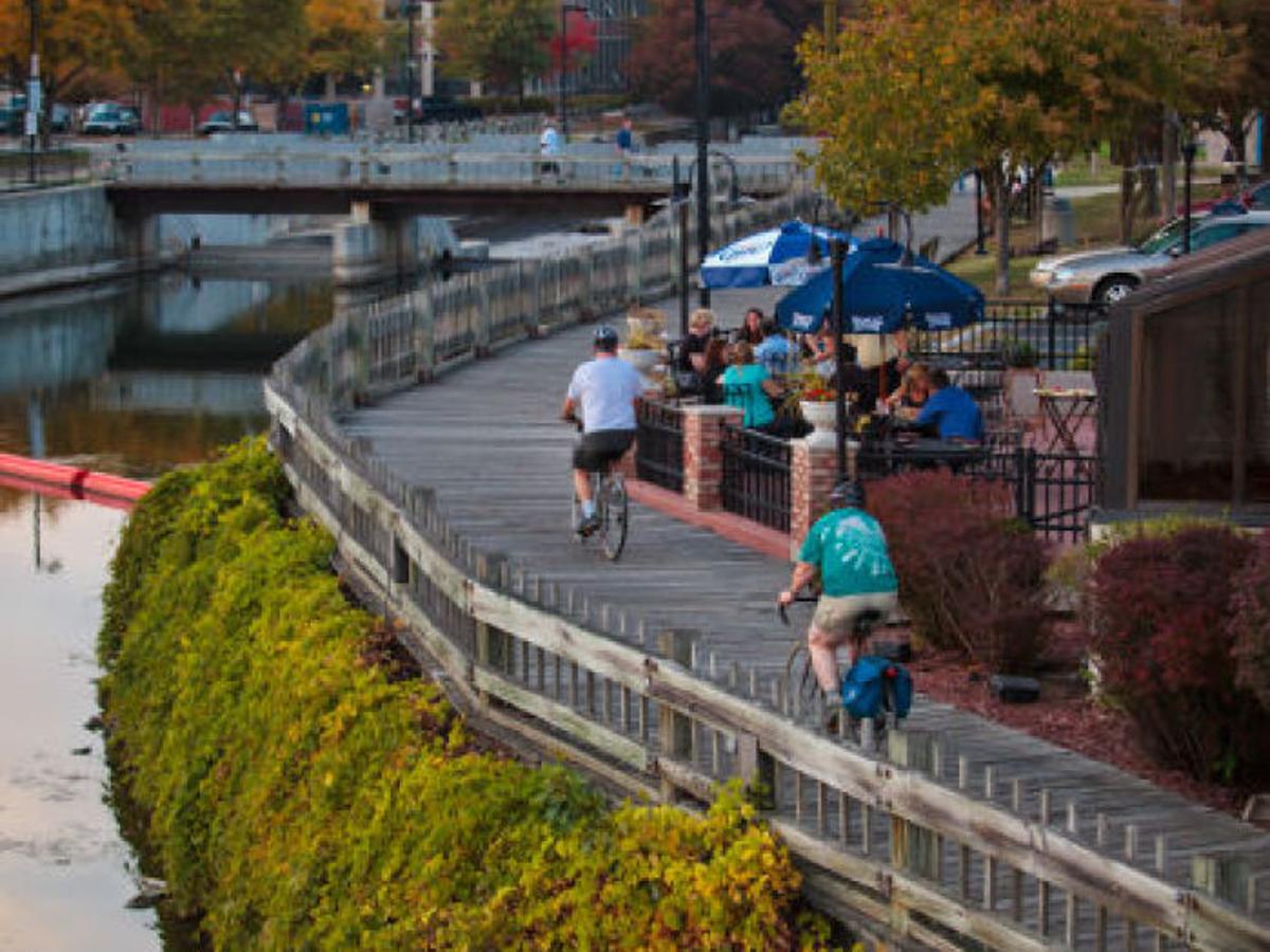 Mishawaka And South Bend Combine Rural Charm With Big City Culture Travel Nwitimes Com