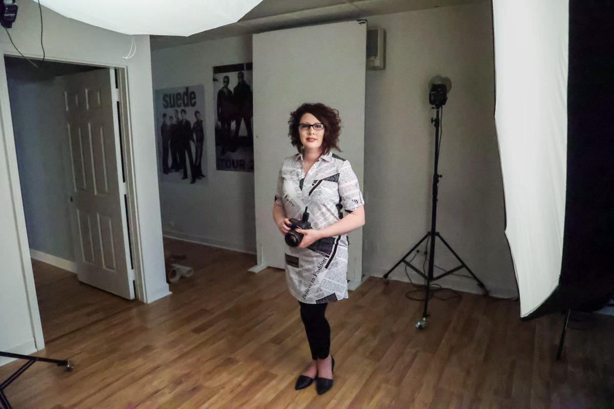 Portrait photographer Michell Santelik