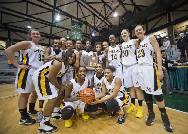 Marian Catholic girls basketball team returns to state