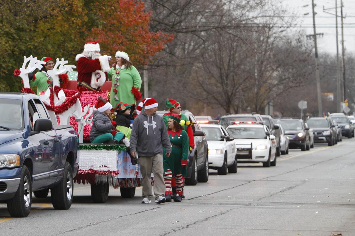 Hammond Christmas Parade 2022 Throwback Thursday: Hammond Holiday Parade | Digital Exclusives: Photo  Galleries | Nwitimes.com