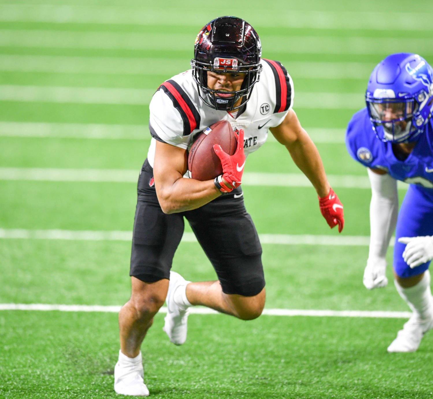 Antwan Davis enters NFL Draft to honor promise to late grandmother image